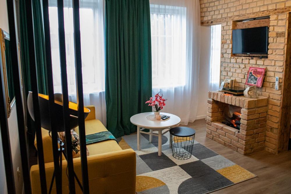 Czocha Studio Apartment Lesna Exterior photo